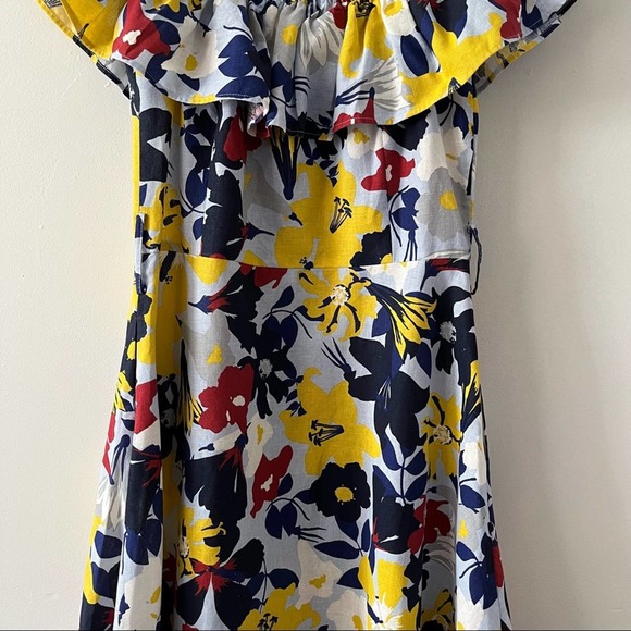 Zara Basic Denim Blue Floral Off the Shoulder Spring Button up Dress sz Large - Picture 9 of 11